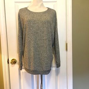 Joie women’s gray pull on sweater. Sz S. Wool blend. Soft, cozy, warm.